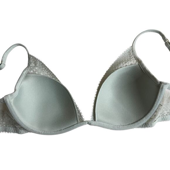 Victoria Secret Incredible Lightly Lined Lace Plunge Bra Women’s Size 32D‎ - Picture 3 of 7